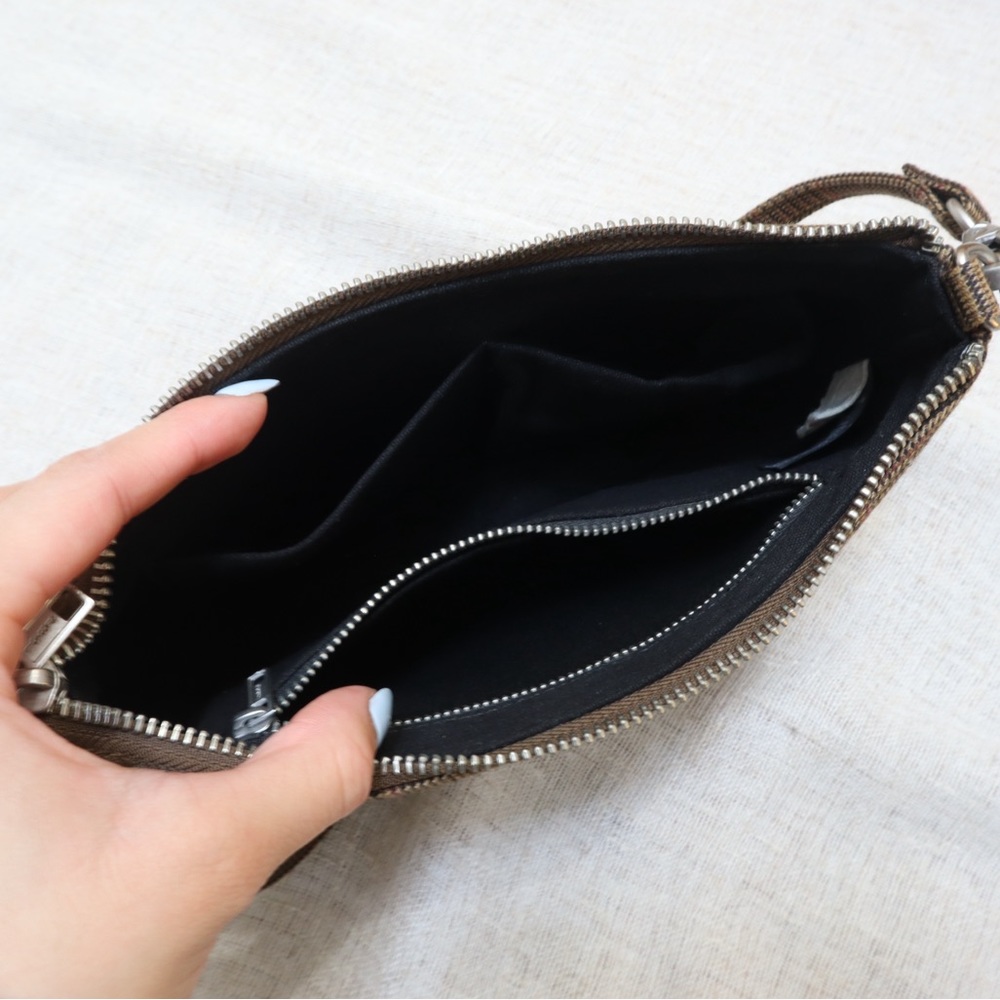 Brandy Melville Plaid Purse - Picture 4 of 7